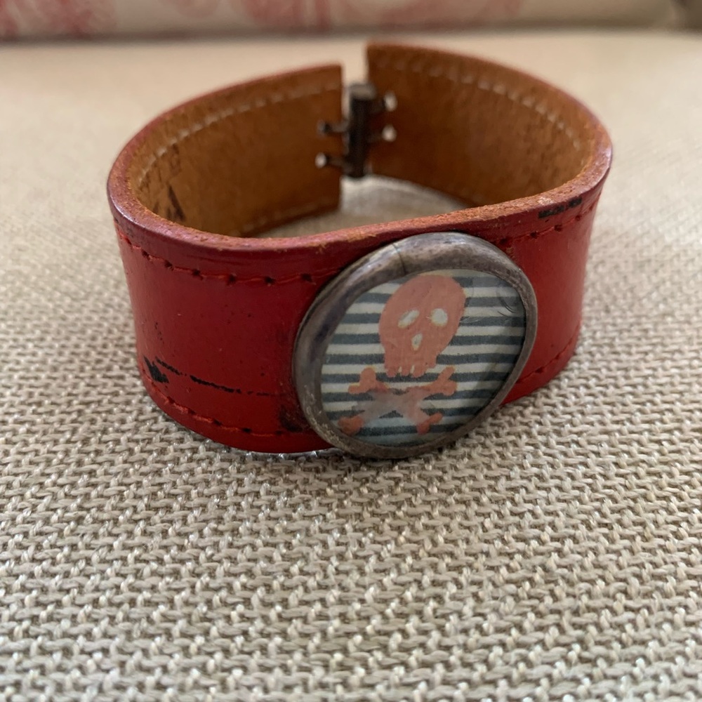 Vintage Bracelet with Skeleton☠️